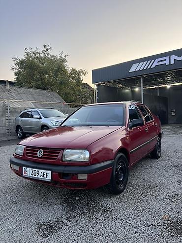 Volkswagen: Volkswagen Vento: 1994 г., 1.8 л, Механика, Бензин, Седан — 6
