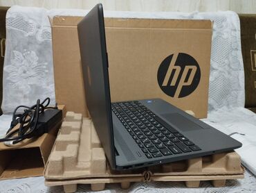 HP: HP noutbuk – orijinal qutusu, adapteri və sənədləri ilə — 16