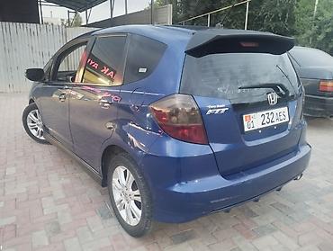 e6 3: Honda Fit: 2009 г., 1.5 л, Автомат, Бензин, Хэтчбэк — 8