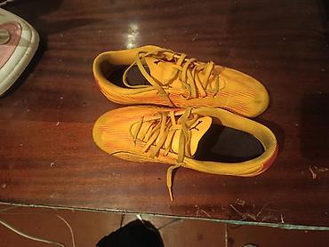 Бутсы: Футбольные бутсы Puma (шиповки для натурального газа) размер не — 4