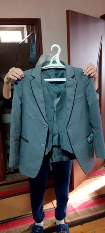 кастюм пиджак: Костюм XS (EU 34), S (EU 36), M (EU 38), цвет - Серый