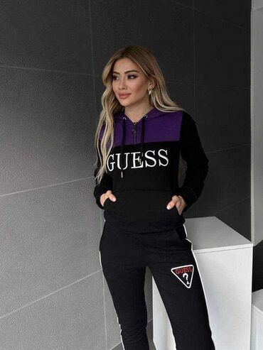 Gornji i donji deo: Guess, S (EU 36), Jednobojni, Sa ilustracijom, bоја - Crna — 8
