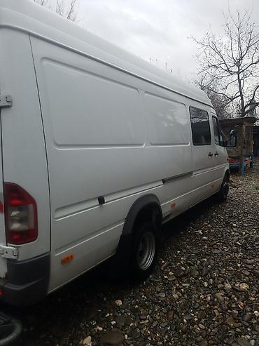 Легкий грузовой транспорт: Легкий грузовик, Mercedes-Benz — 13