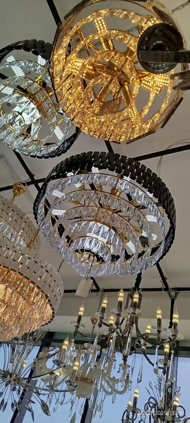 Çılçıraq, 10 və daha çox lampa, Xrustal