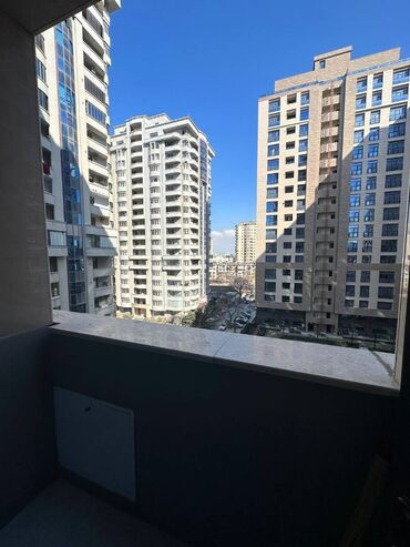 Uzunmüddətli kirayə mənzillər: Tibb Universiteti yaxınlığında, Qulu Quliyev küçəsi 17 ünvanında, 18 — 10