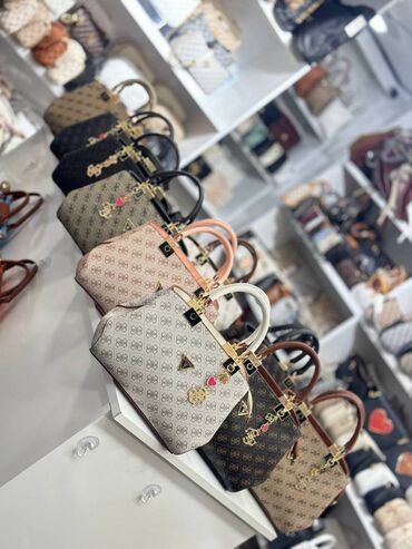 Torbe: Tasne 
pk — 12