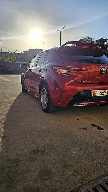 auris: Toyota Corolla: 2019 г., 2 л, Вариатор, Бензин, Хэтчбэк — 4