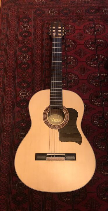 yamaha psr 2000: Klassik gitara, Yamaha