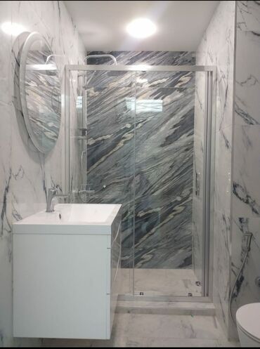 Duş kabinaları, arakəsmələr: Yeni Üstü açıq kabina, Künc üçün, Ödənişli çatdırılma — 20