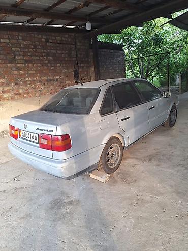 pass: Volkswagen Passat: 1994 г., 2 л, Механика, Седан — 3
