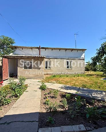 Продажа коттеджей и домов: 🏠Продается дом в с. Сокулук 🟡 Комнаты: 2 🟡 Участок: 8 соток 🟡 — 1