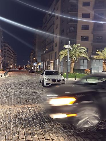 BMW: Böyük manitor Boyük gozik 4 knopkadan ibaratdi Head up (elektron — 4