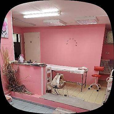 Commercial Property: Izdajem pola prostora,Kozmetički studio – opremljen i spreman za rad — 3
