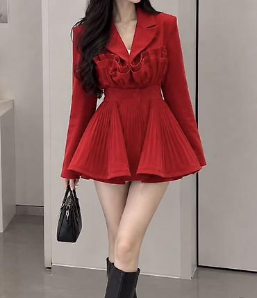 Вечернее платье, Коктейльное, Короткая модель, С рукавами, M
