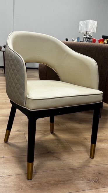 кресло кокон: Зал үчүн отургуч, Башка түрү