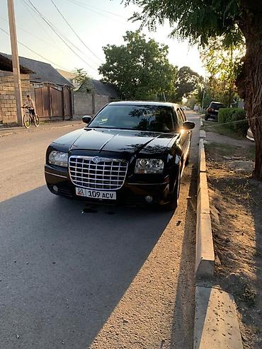 крайслер с300: Chrysler 300C: 2005 г., Седан — 3