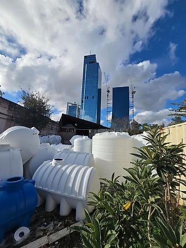 Baklar və çənlər: Bak, Plastik, Yeni — 21
