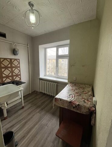 готовый платок: 1 комната, 30 м², Хрущевка, 3 этаж