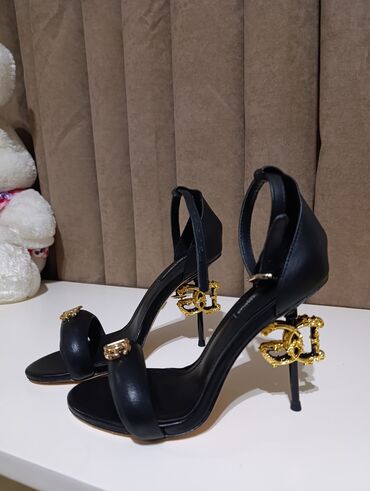 qizil sepler ve qiymetleri 2019: Dolce & Gabbana, Ölçü: 36, rəng - Qara, İşlənmiş