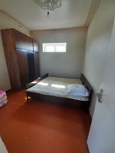 шкаф в прихожую: Yataq mebeli satilir. 2 çarpayı 1 dolab