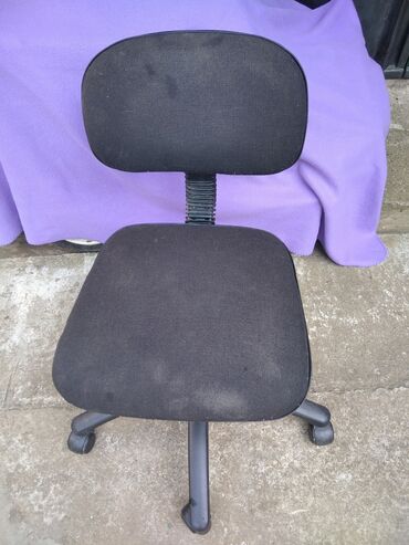 crna stolica slike: Ergonomic, color - Black, Used