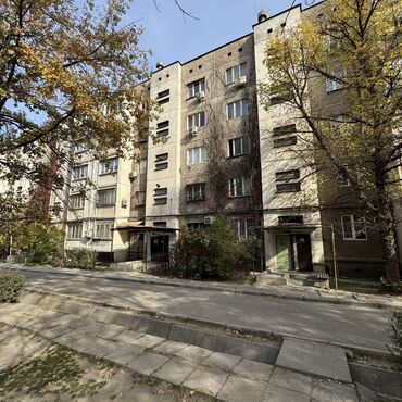 3 комнатная квартира 104 серии: 1 комната, 34 м², 105 серия, 4 этаж, Косметический ремонт
