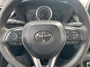 Toyota: Toyota Corolla: 2021 г., 1.8 л, Вариатор, Гибрид, Седан — 11