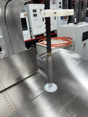 Другие инструменты: Мясорезка Напряжения 220вольт Промышленная ленточная пила для мяса и — 9