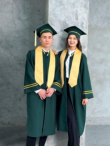 Другая одежда на прокат: Бүтүрүү кечеңизге көрк берген мантиялар бизде 🤗 Алдын ала бронь — 10