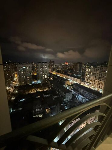 Uzunmüddətli kirayə mənzillər: Nəsimi rayonu, Nəsimi bazarının yanında 20 mərtəbəli binanın 18 ci — 22