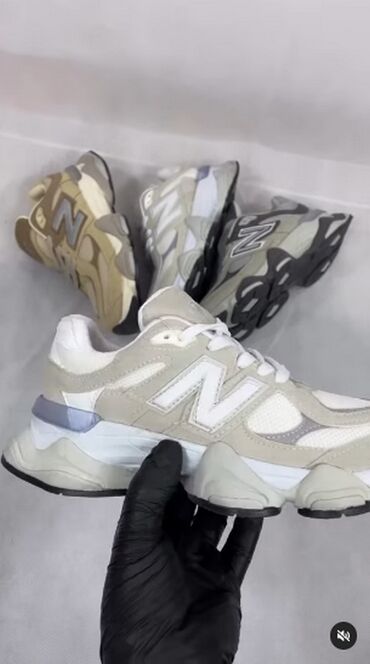 Women's Sneakers and athletic shoes: New balance 9060 patike

Novo
Brojevi 36 do 40

fb moja Kupovina 1 — 7