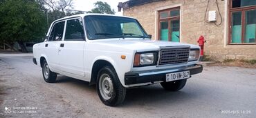 купить запчасти на мопед: Vaz 2107, ağ rəng, 4 qapılı sedan. Xüsusiyyətlər: - Klassik kuzov