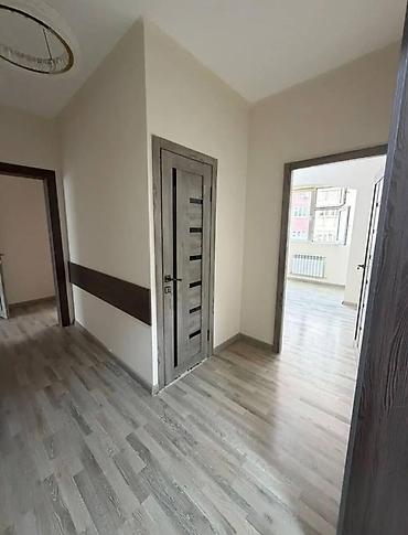 квартиры на мецяс: 3 комнаты, 83 м², Кок-Жар ж/м 108 серия, 4 этаж, Евроремонт — 1