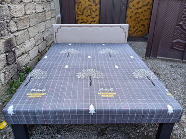 Çarpayılar: Təzə çarpayılar. 1 nəfərlik çarpayılar 60manat. 2 nəfərlik taxt — 21