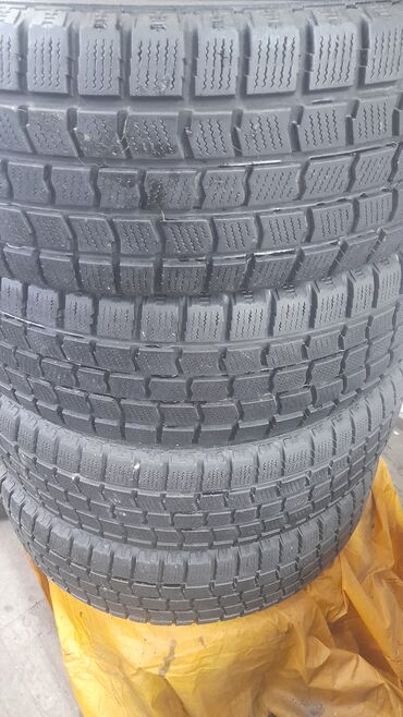 шина 15 с: Зимние шины 185/65R15
состояние хорошее цена 8500