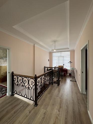 Продажа коттеджей и домов: 6 комнат, 188 м², Бишкек, Агентство недвижимости — 18