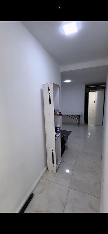 montin: Nerimanovda metrodan 3/4 deq mesafede LİFE CENTİRİN arxasi qadin — 5