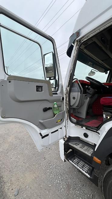 Тягачи: Тягач, Howo, 2012 г., Без прицепа — 8