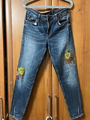 jones: Джинсы, Zara basic, Турция, Средняя талия, С вышивкой — 1