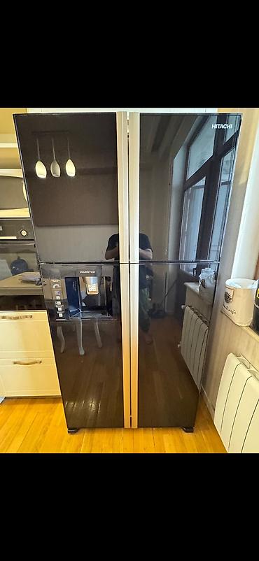 Soyuducu 650azn satılır ölçü en 92,uzunluq 180 avtomatik buz doğrayanı