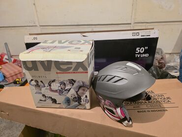 лыжные перчатки: Горнолыжный/сноубордический Цвет: матовый серый с розово‑белыми