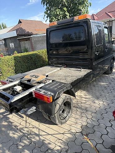 грузовой 53: Тягач, Mercedes-Benz, 2004 г., Без прицепа — 1