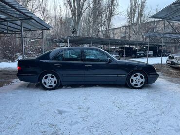 Mercedes-Benz: Mercedes-Benz E-Class: 2001 г., 3.2 л, Автомат, Бензин, Седан