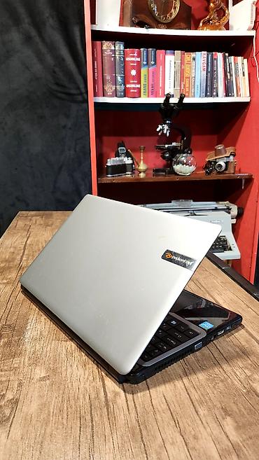 Техника и электроника: Packard Bell Z5WT3 Səliqəli işlənib, tam ideal vəziyyətdədir. ✅ CPU — 4