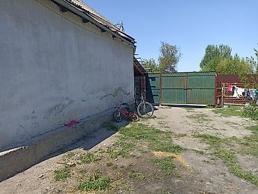тупик: Продаётся жилой дом с участком в частном секторе. В районе карагачаева — 7