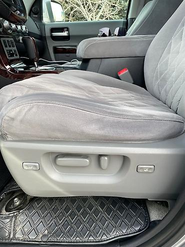 Toyota: Toyota Sequoia: 2008 г., 5.7 л, Автомат, Газ, Внедорожник — 10