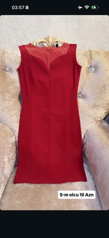 Köynək və bluzalar: Geyimler her biri yeni kimidir olculeri ferqlidir qeyd olunub her — 7