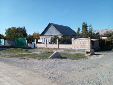 продаю дом село александровка: 100 м², 6 комнат, Требуется ремонт Без мебели