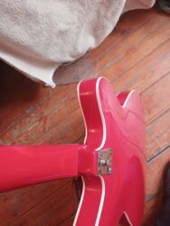 Elektro gitaralar: Elektro gitaralar — 9