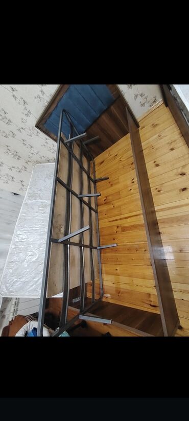 Çarpayılar: İşlənmiş, Təknəfərlik çarpayı, Matras ilə, Siyirməsiz — 4